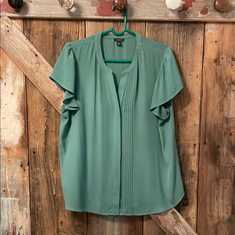 Elegant Green Women's Top